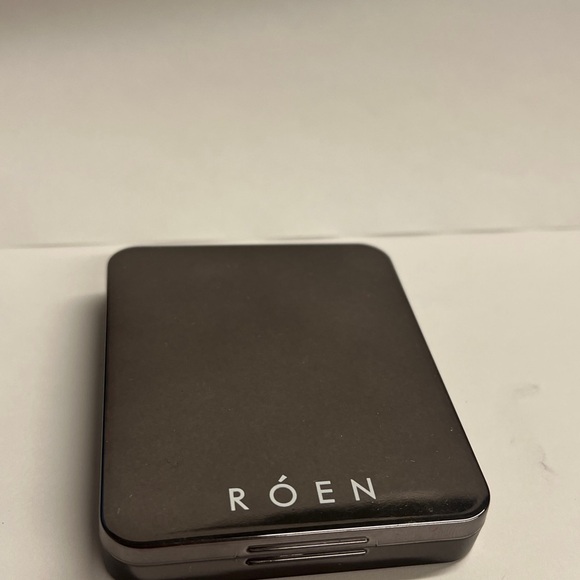 Review | RÓEN Beauty Mood 4 Ever Eye Shadow Palette | Pretty  Roen Beauty Mood 4 Ever Eye Shadow Palette